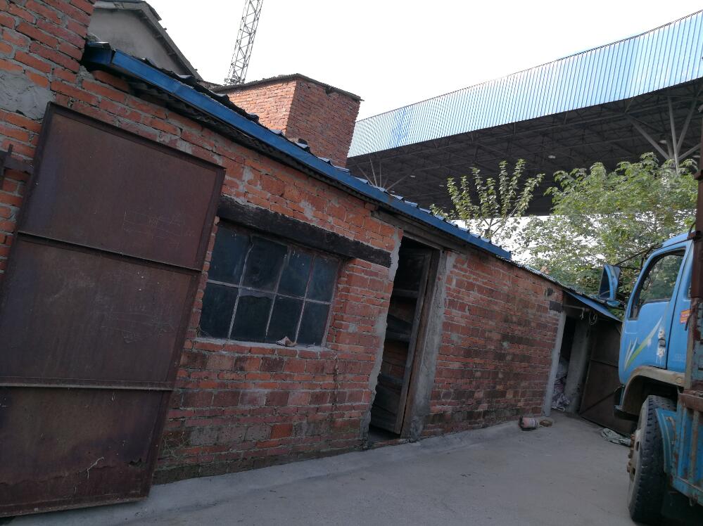 ������***��˾���е�λ�ڰ����Ж|վ�|؛����(n��i)���������������C(j��)е�O(sh��)�估܇�v�Ј��rֵ�u��